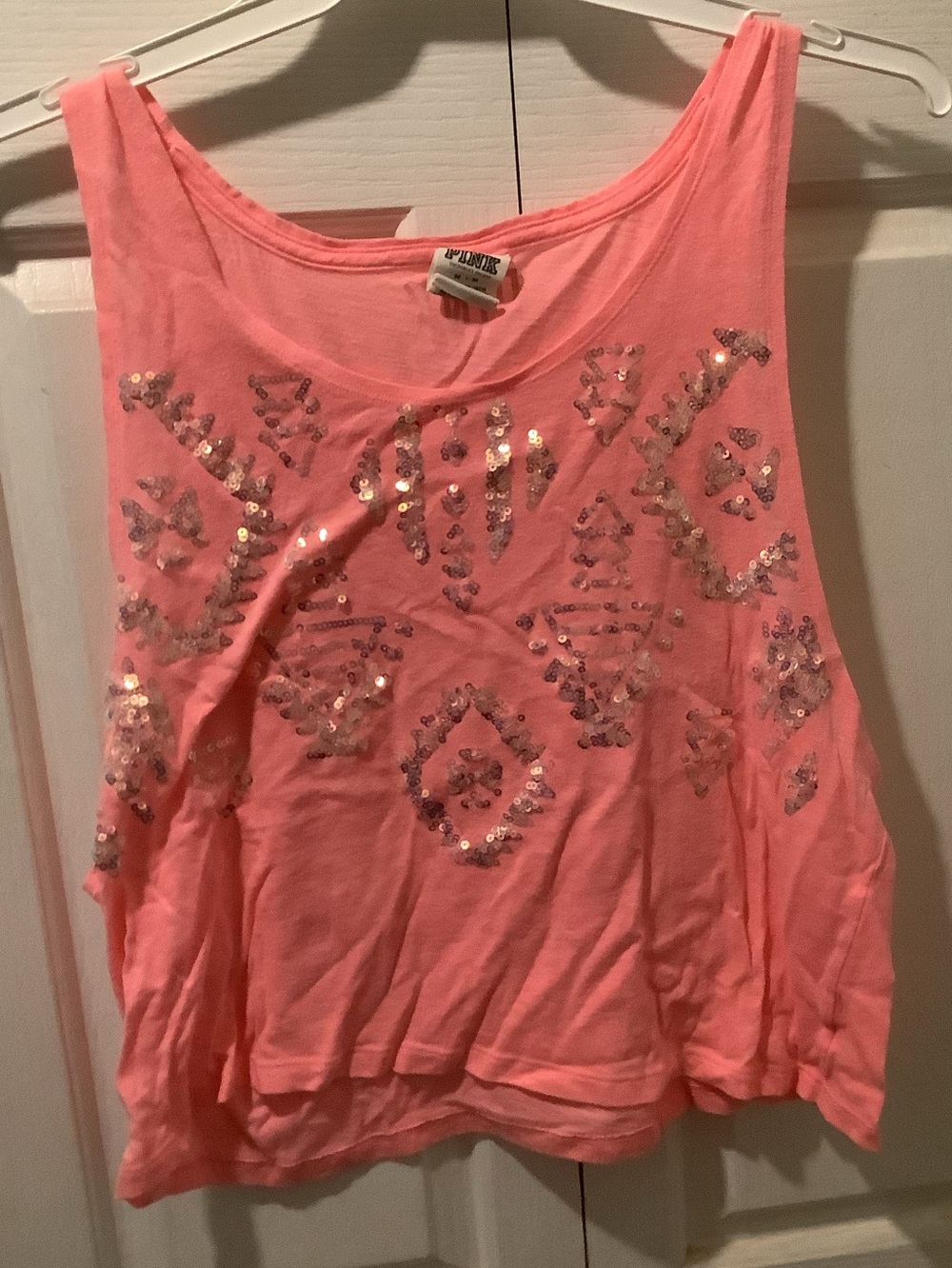 Bundle of two sleeveless tops. Both size medium.